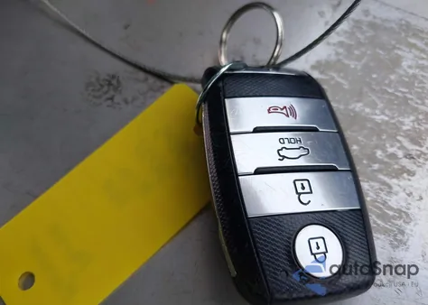 2021 Kia Rio S из США, поврежденный, VIN 3KPA24AD9ME410817